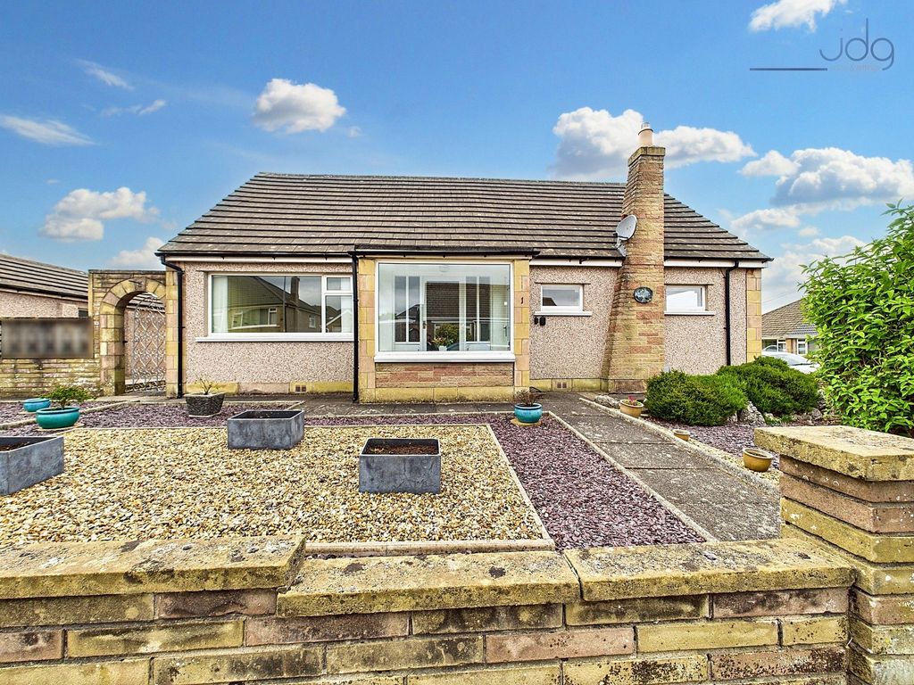 Property photo 2 of 18 Welcome To Ashfield Avenue
