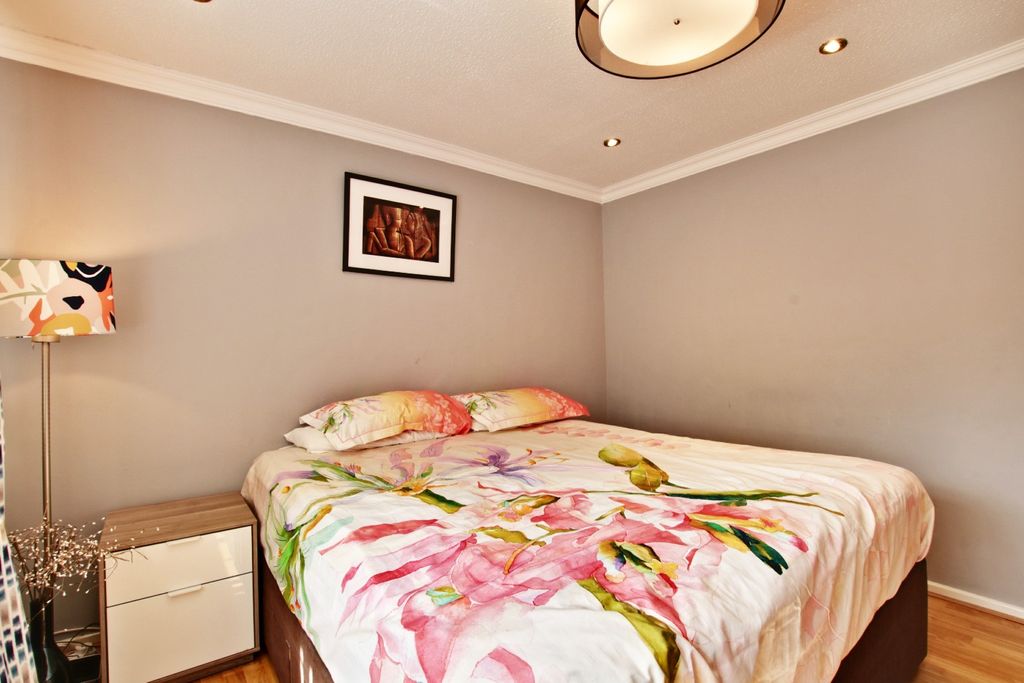 Property photo 3 of 16 1590543