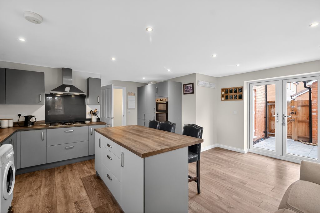 Property photo 1 of 23 Kitchen/Family Room