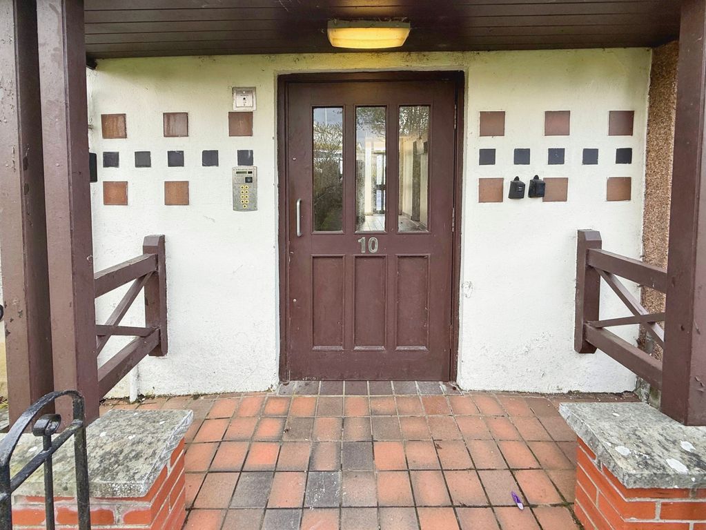 Property photo 3 of 19 Gallery