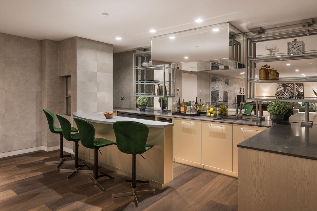 Additional image 20 of 8 bed detached house to rentUpper Phillimore Gardens, Kensington, London W8