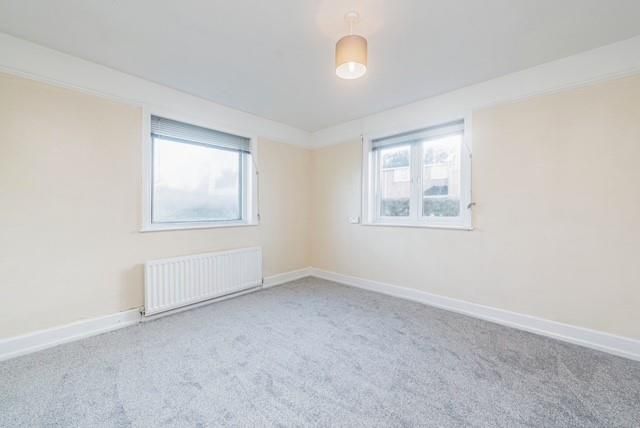 Property photo 3 of 10 Bedroom