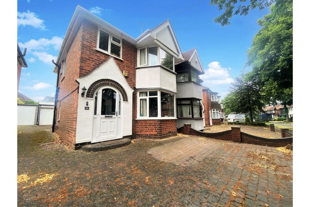 Property photo 1 of 15