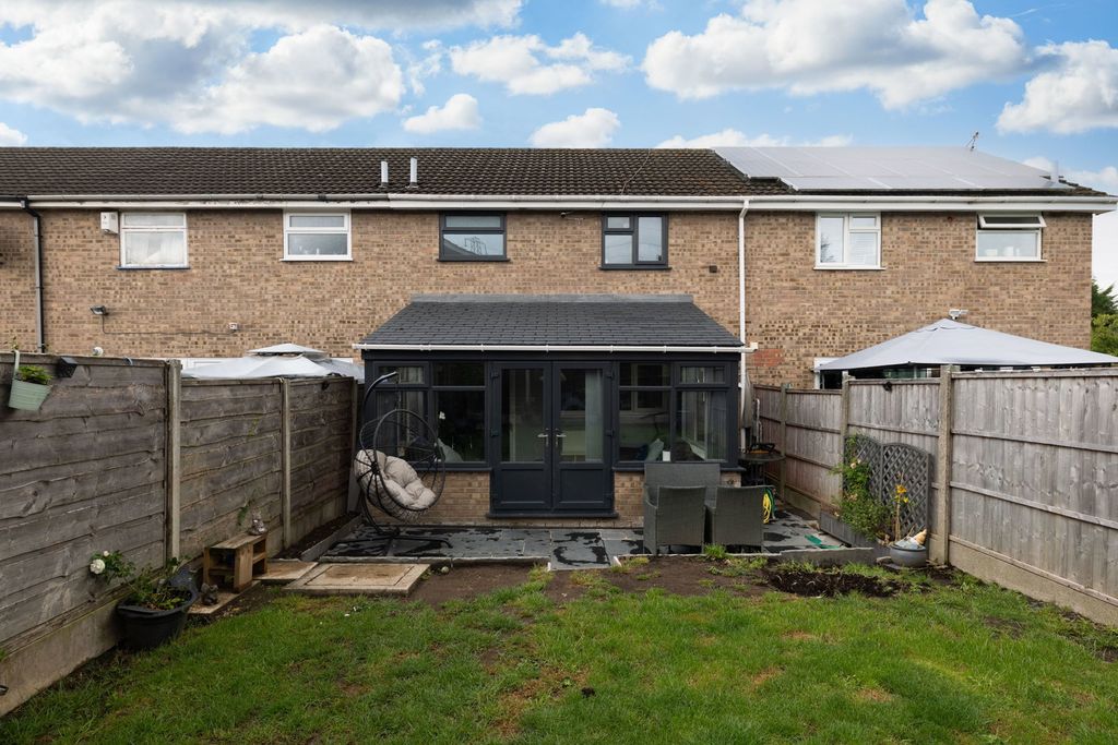 Property photo 2 of 17