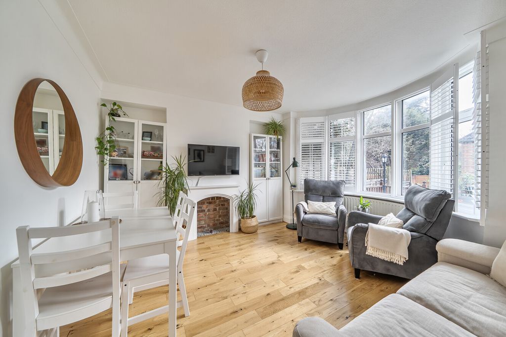 Property photo 2 of 15 1406171-1-697c9Bd...