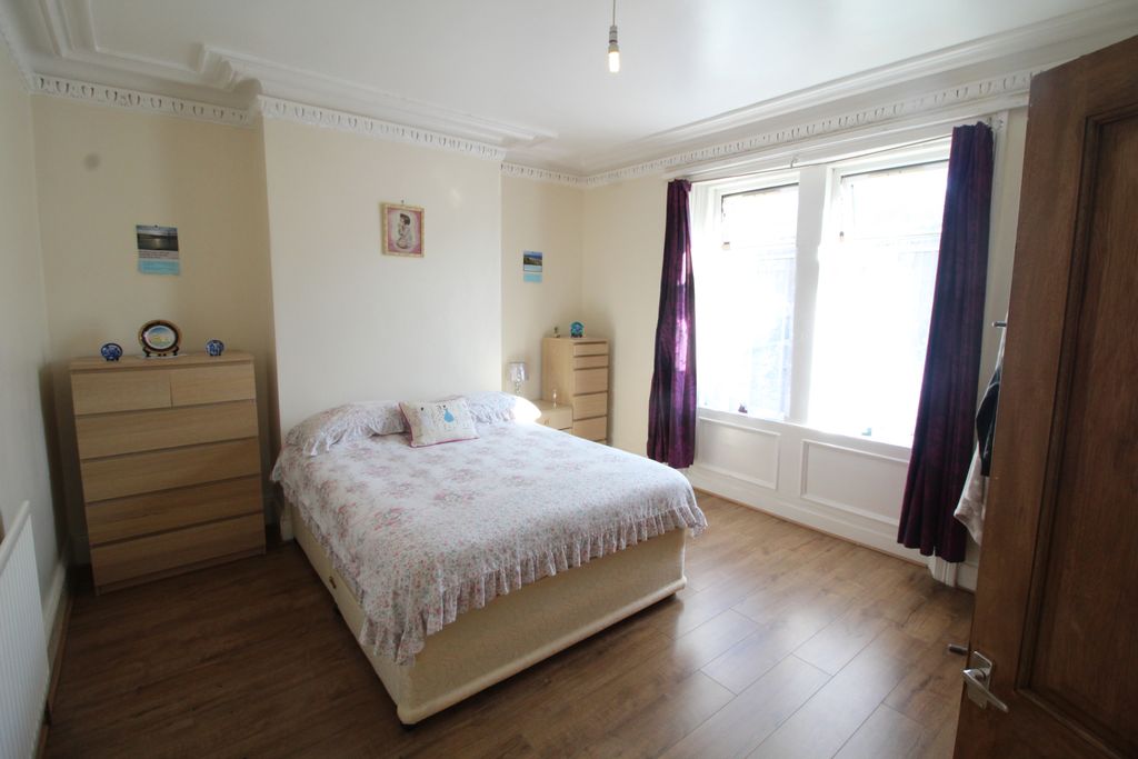 Property photo 2 of 21 Gallery