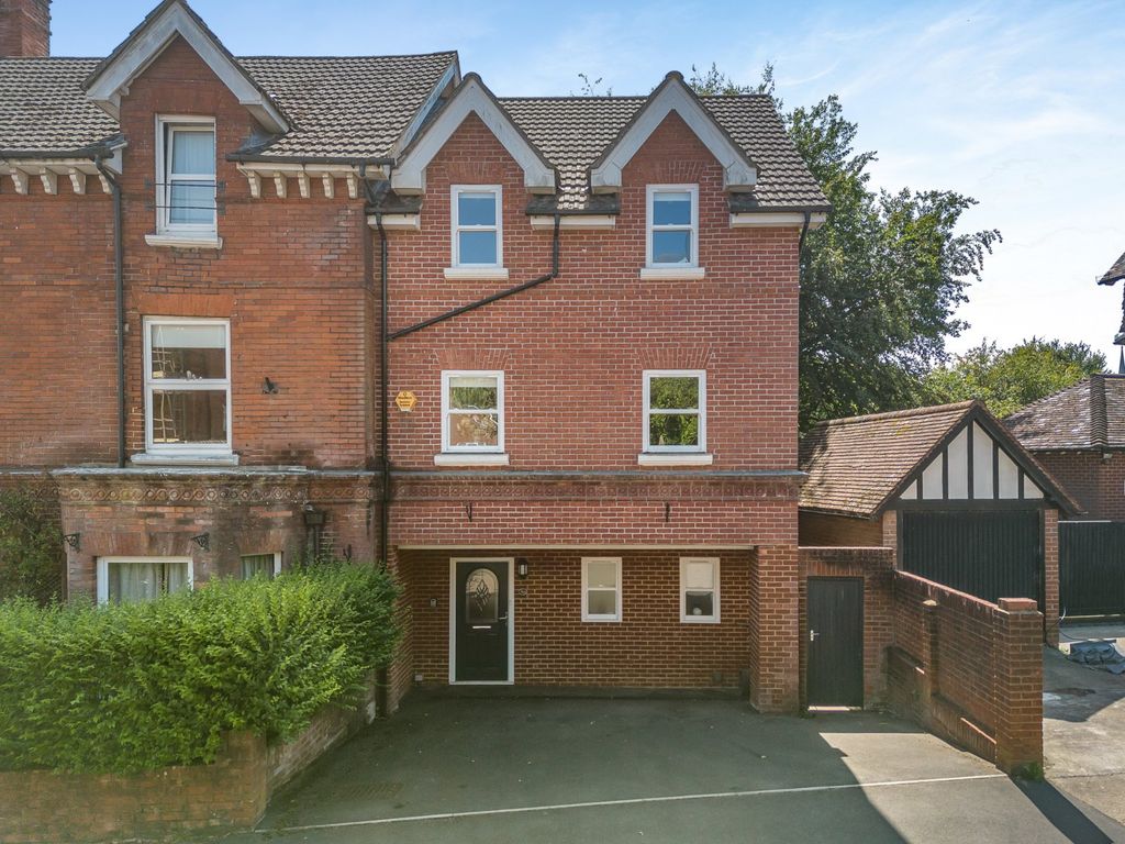 Property photo 1 of 19 36A Fowlers Road