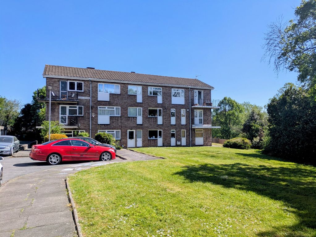Property photo 1 of 18