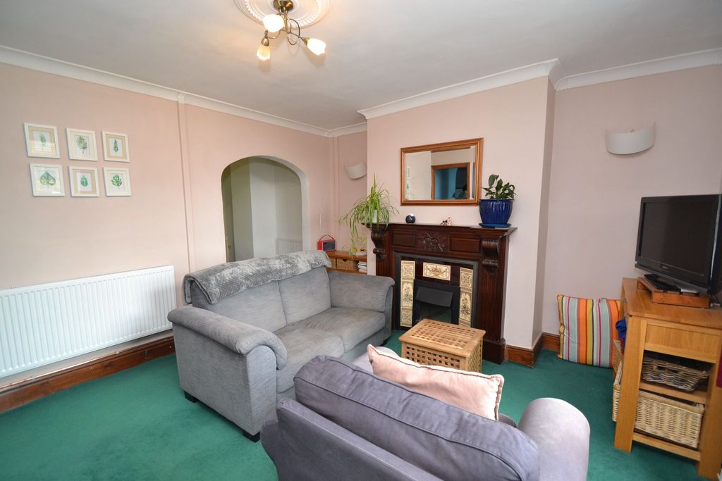 Property photo 2 of 16 Photograph 2