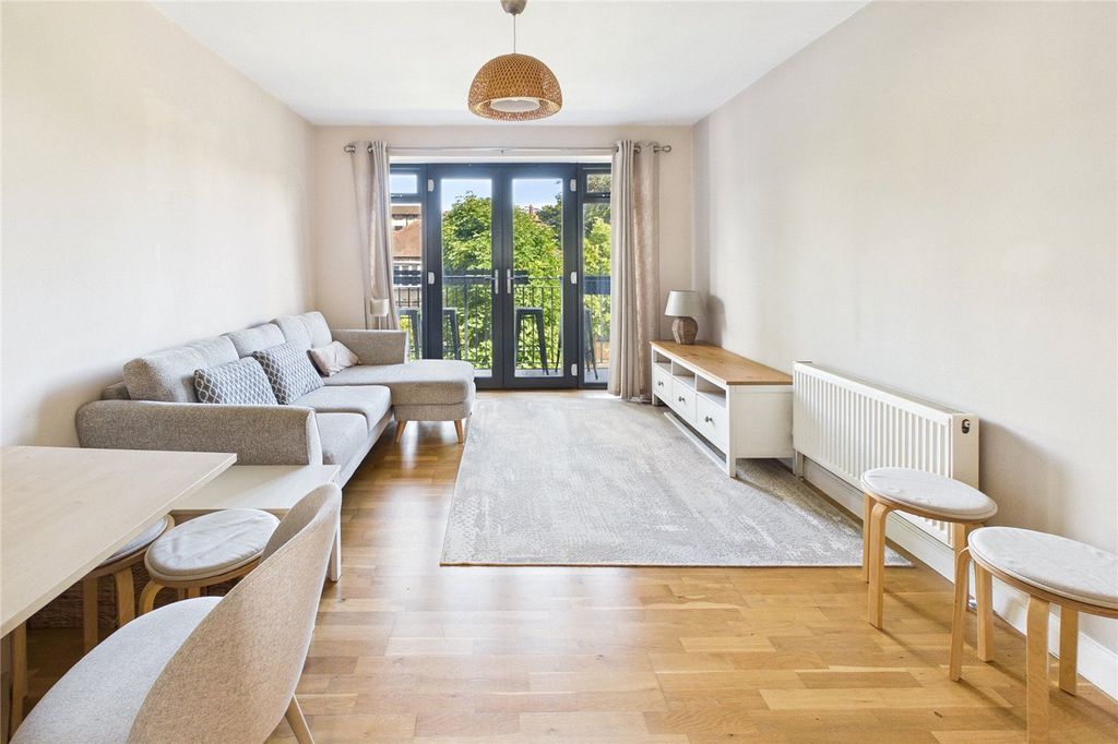 Property photo 2 of 11 Picture No. 05