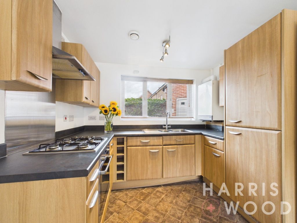 Property photo 2 of 22 5529592