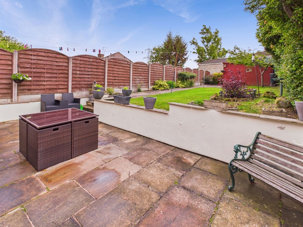 Property photo 1 of 38 Cam04233G0-Pr0021-Still007