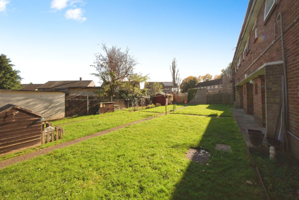 Property photo 2 of 10