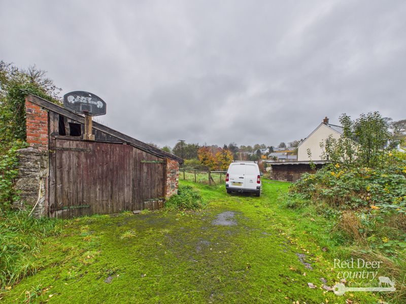 Property photo 3 of 15 Photo