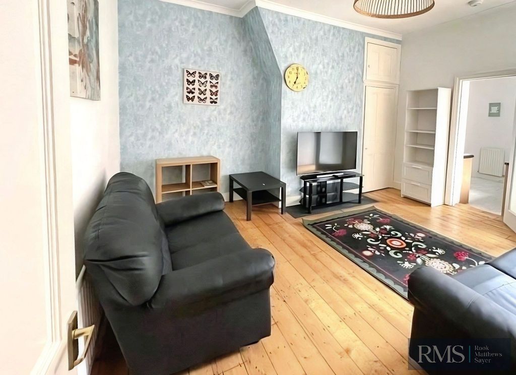 Property photo 2 of 8 Photo 7