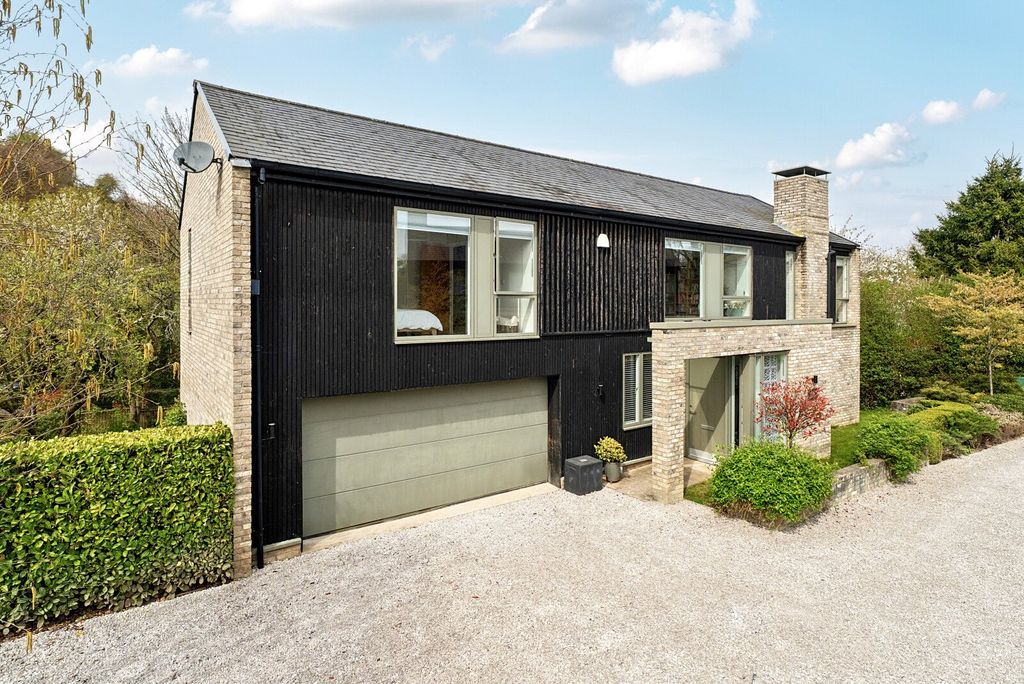 Property photo 1 of 26 Picture No. 06