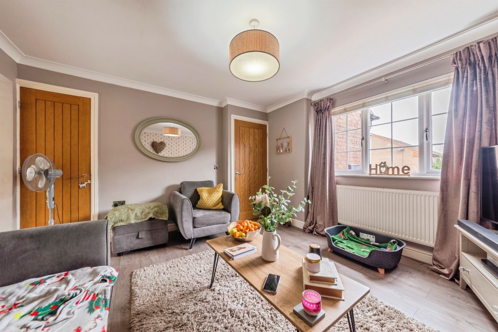 Property photo 2 of 17