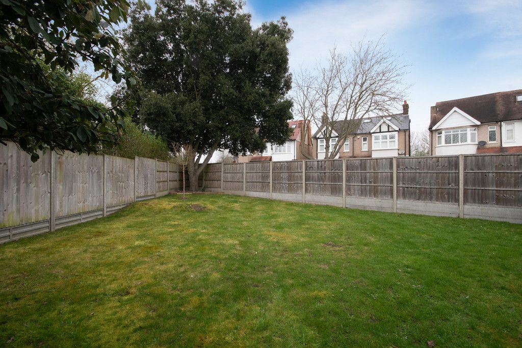 Property photo 3 of 11 Img_392337_2_Large