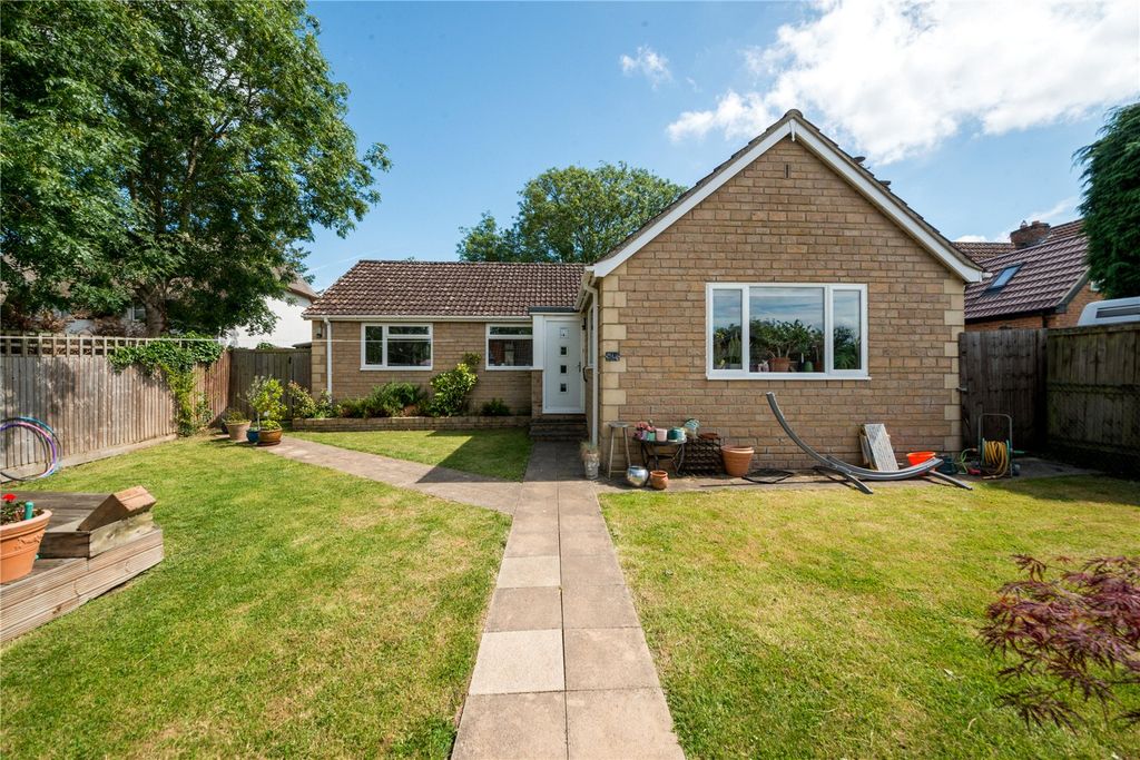 Property photo 1 of 21 Picture No. 09