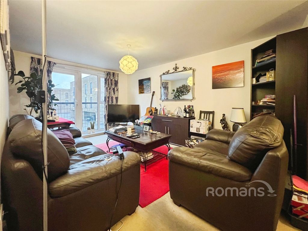 Property photo 2 of 17 Picture No. 02