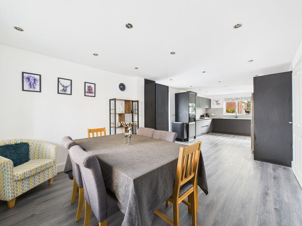 Property photo 2 of 27 Kitchen Dining Room