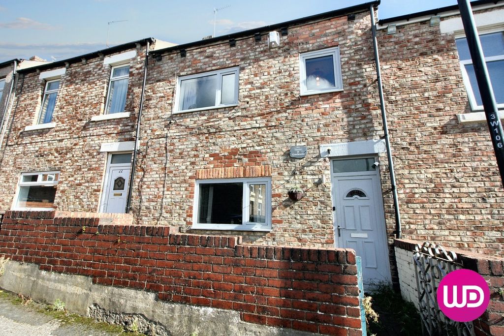 Property photo 1 of 23