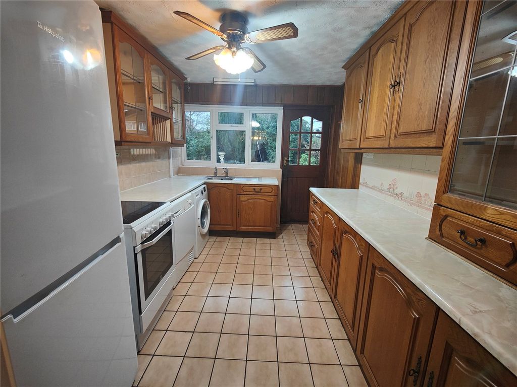 Property photo 3 of 19 Picture No. 04