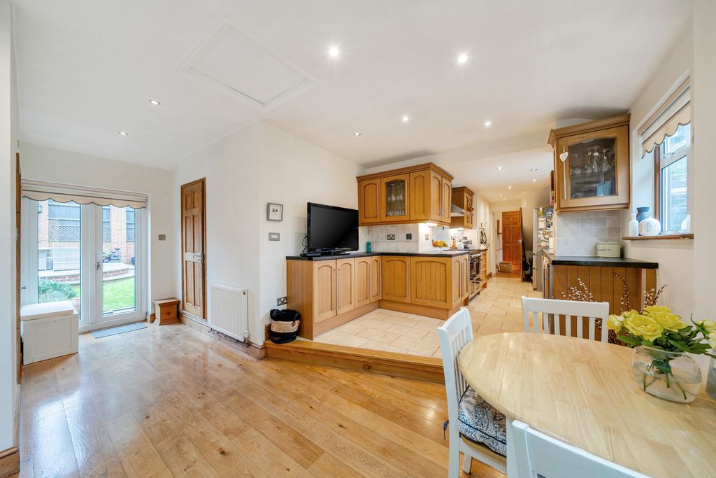 Property photo 1 of 27 Dining