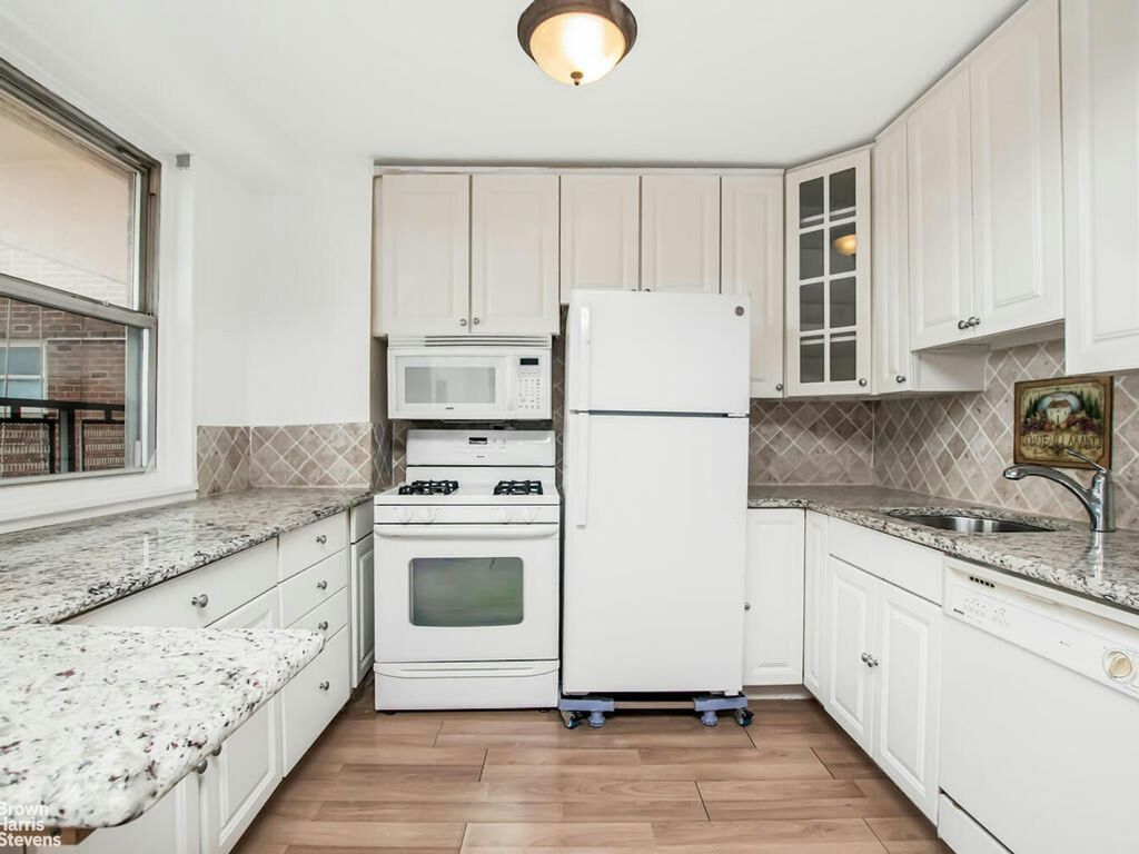 Property photo 3 of 16 <Alttext/>