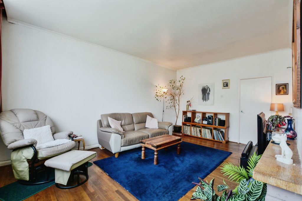 Additional image 7 of 5 bed detached bungalow for saleYoulgrave Avenue, Sutton-On-Sea, Mablethorpe LN12