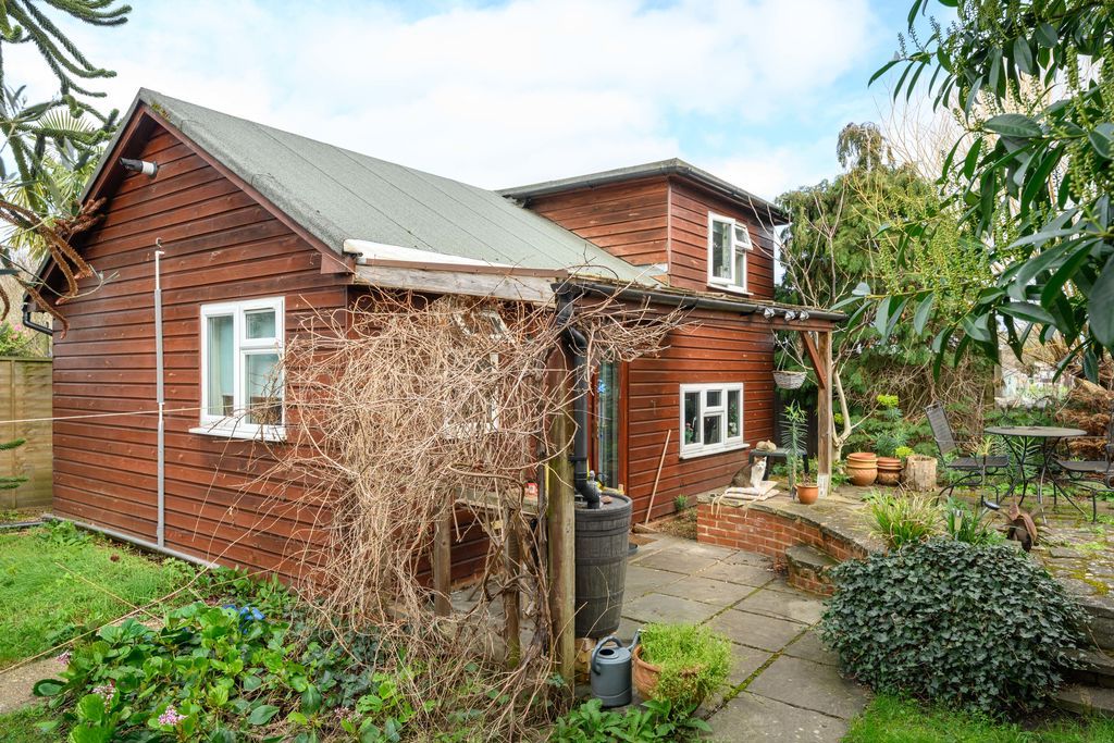 Property photo 3 of 19 Photo 9