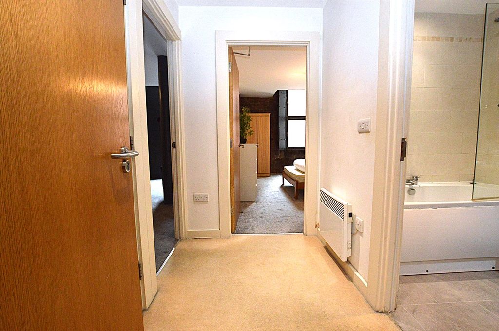 Property photo 2 of 9 Picture No. 01