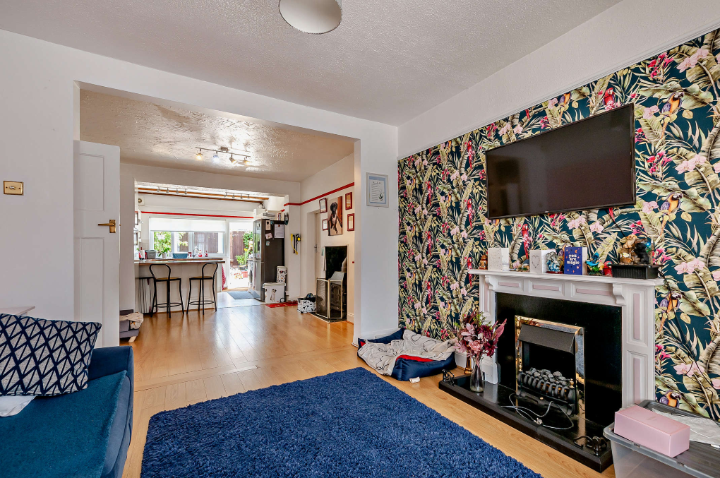 Property photo 3 of 15