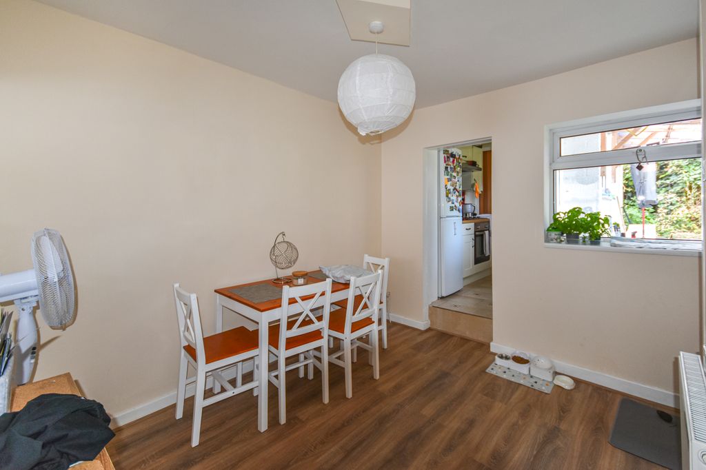 Property photo 3 of 10 Photo 03