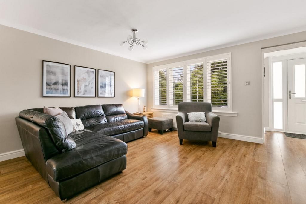 Property photo 2 of 37