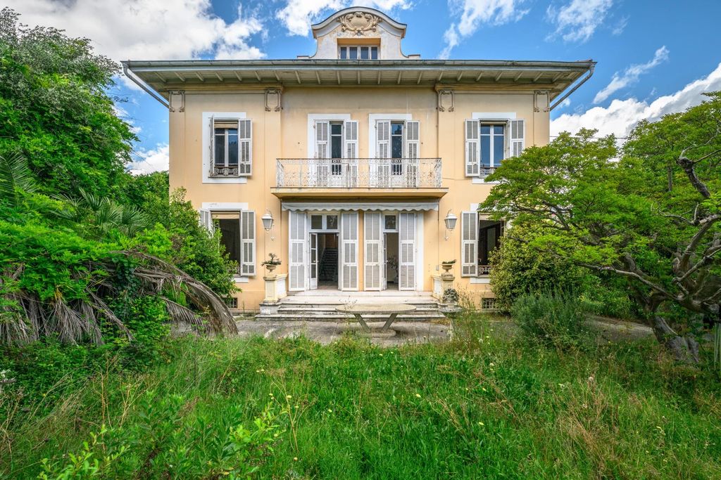Property photo 2 of 30