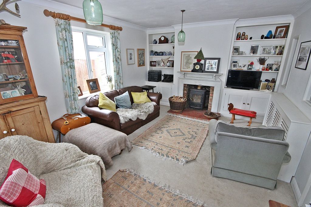 Property photo 3 of 13 4486377