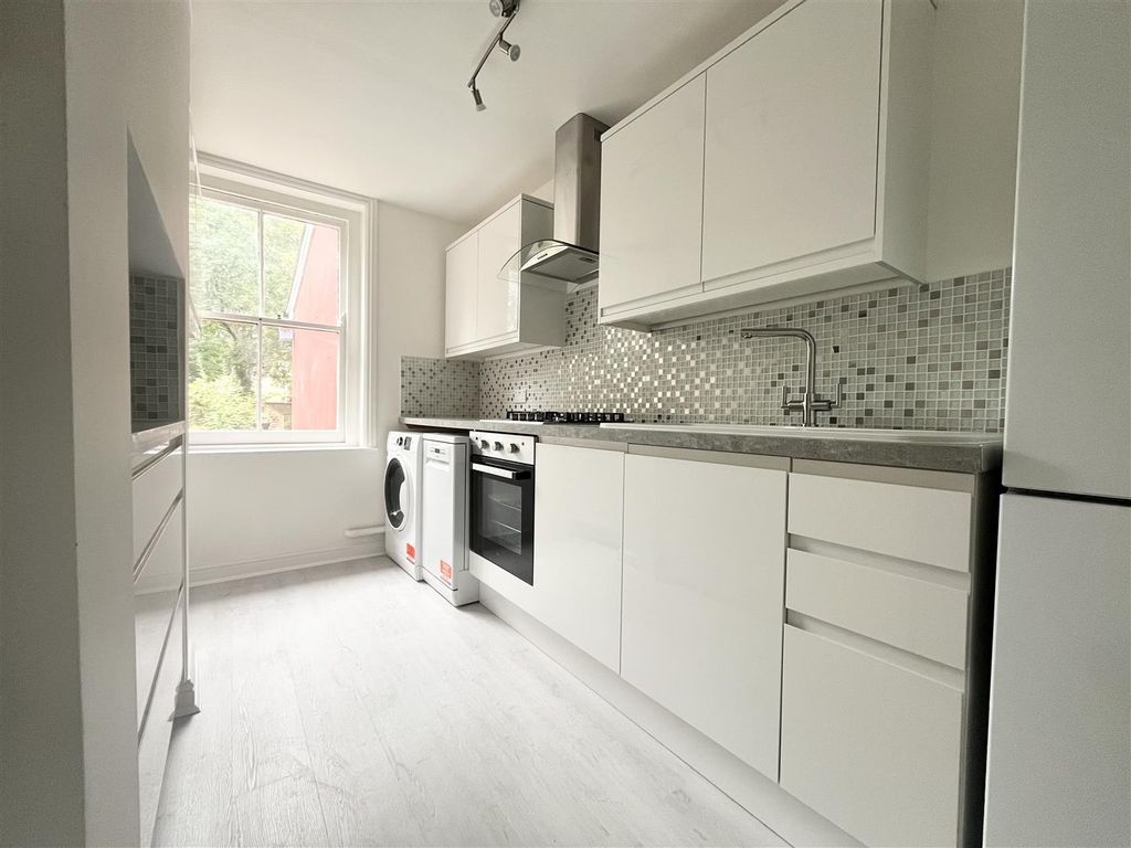 Property photo 2 of 6 Img_1365.Jpg
