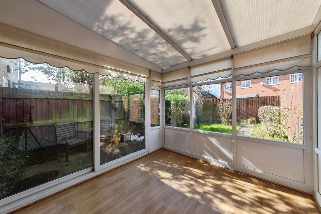 Property photo 2 of 20 Conservatory