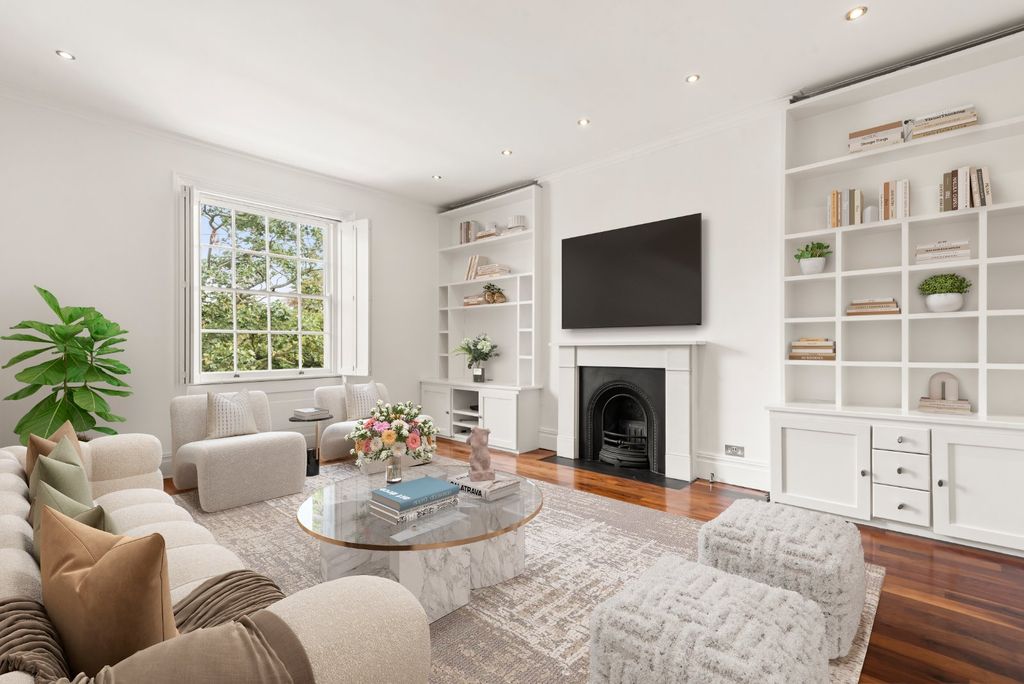 Property photo 2 of 22