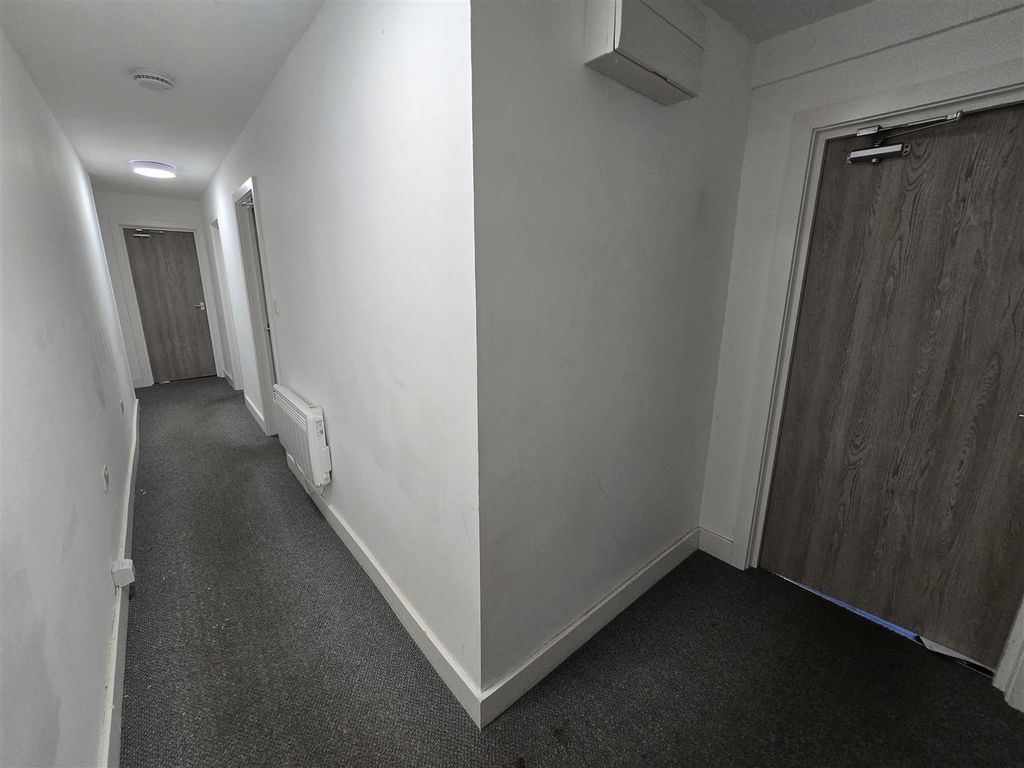 Property photo 2 of 11 20260113_112517.Jpg