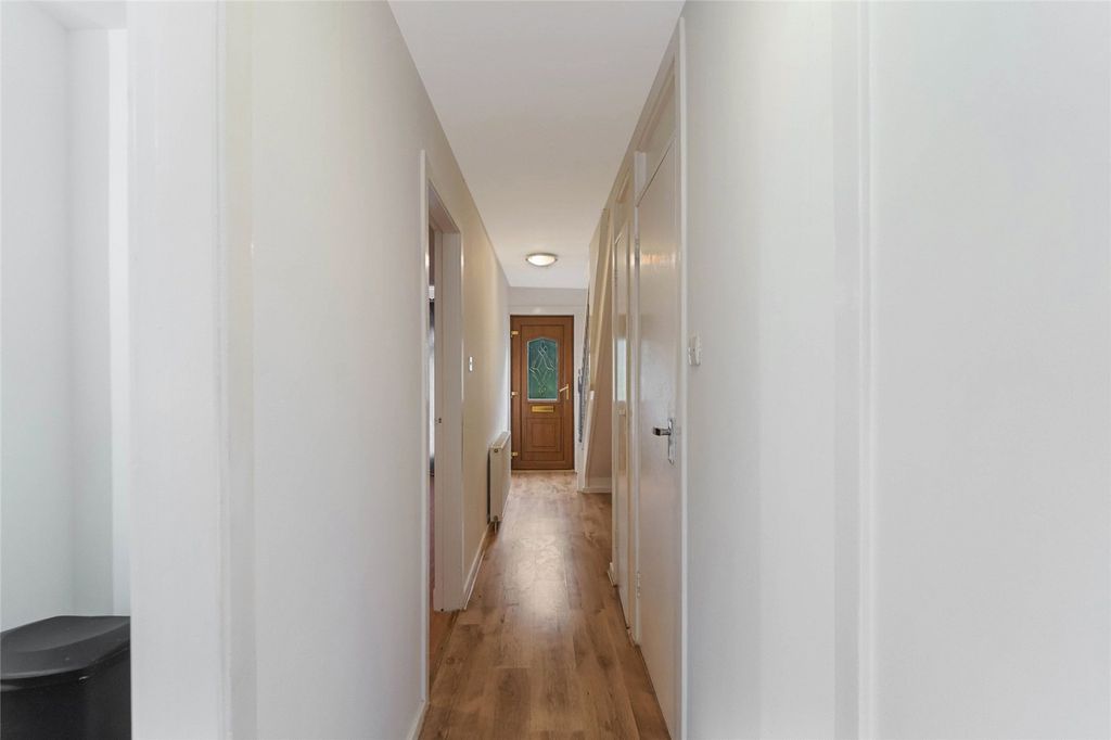 Property photo 3 of 17 Picture No. 04
