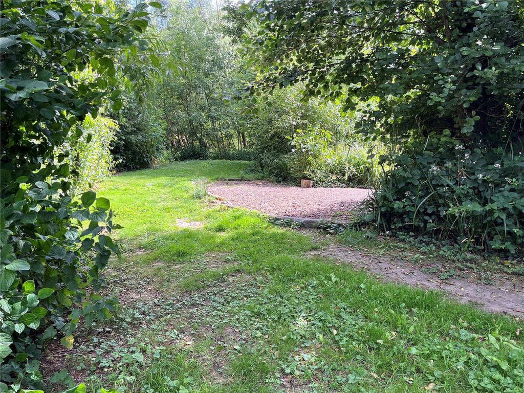 Property photo 3 of 8 Picture No. 05