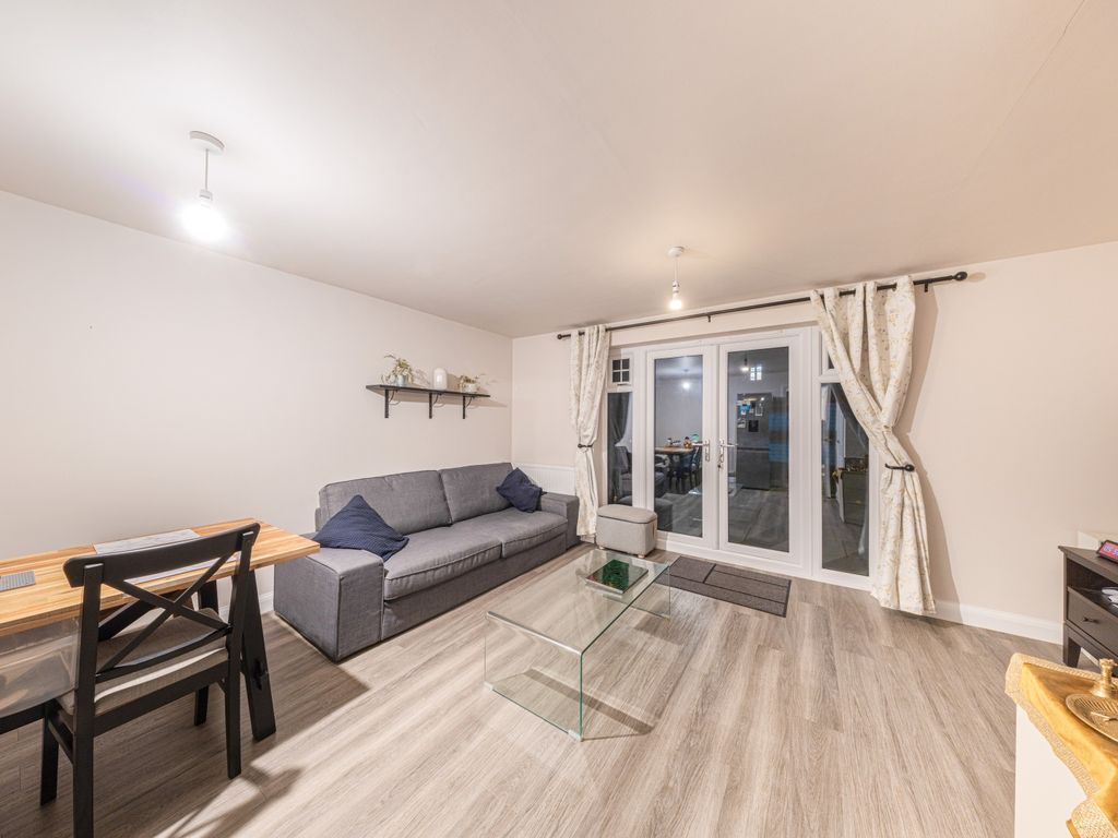 Property photo 3 of 13 Image 3