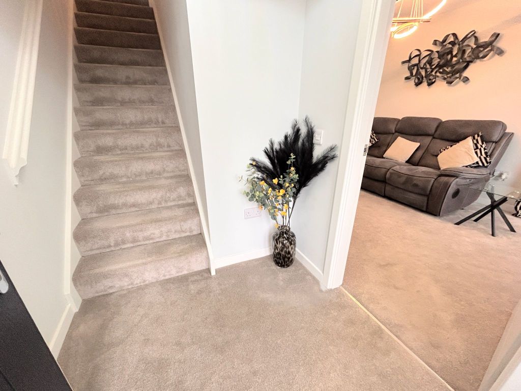 Property photo 3 of 38