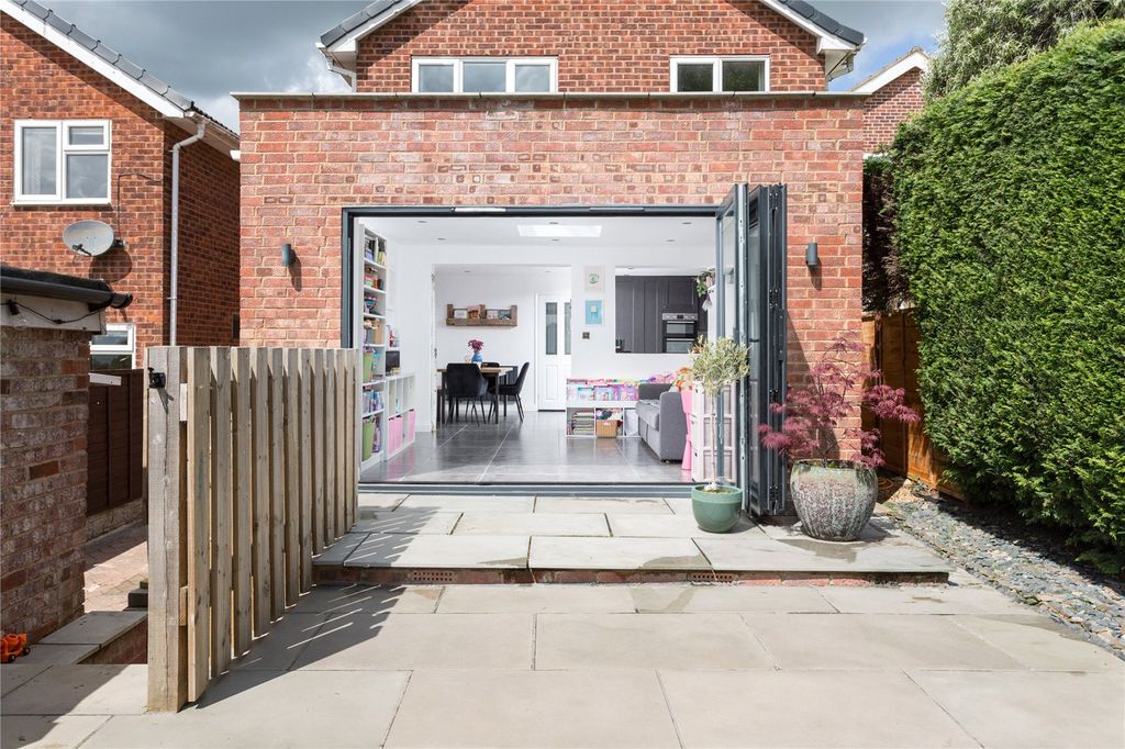 Property photo 1 of 24 Picture No. 47