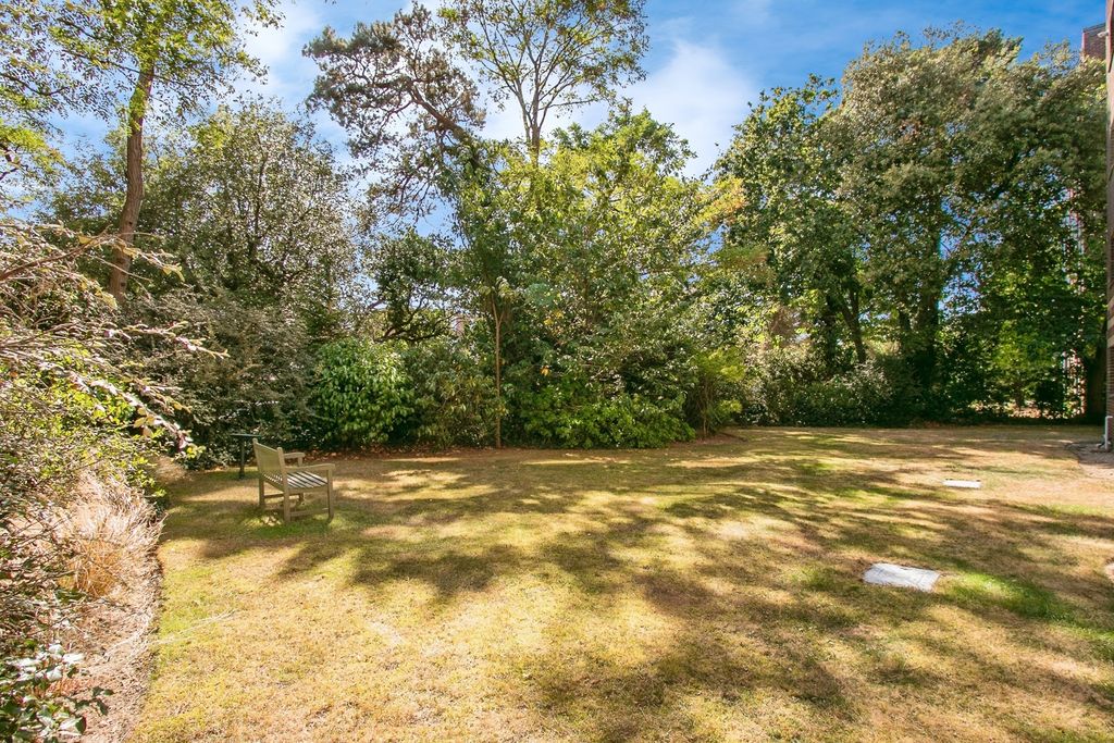 Property photo 2 of 13 Photo