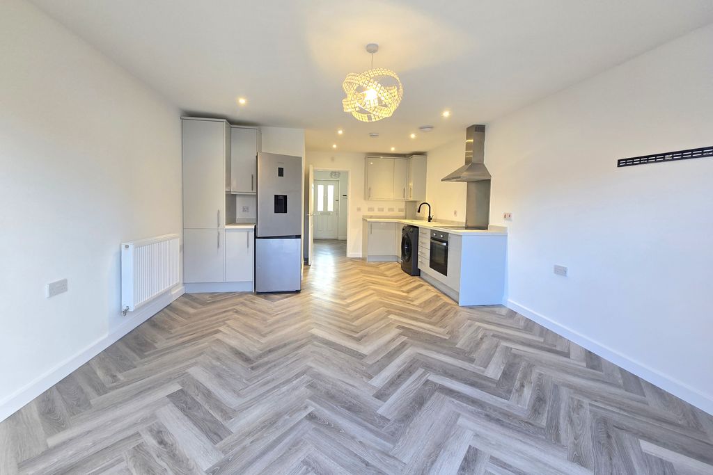 Property photo 2 of 16 Floorplan