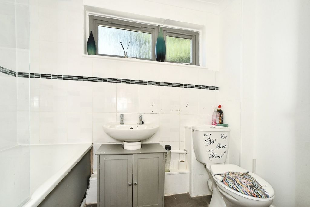 Property photo 3 of 20 Pbox-Img.Jpg