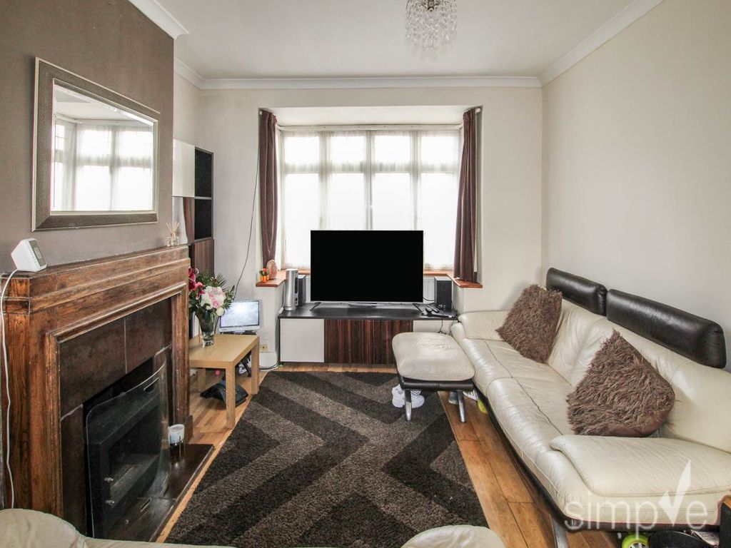 Property photo 2 of 14 Img_2557
